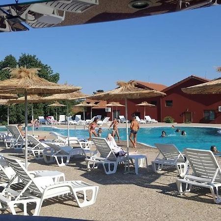 Guest Rooms Wild Duck Ezerets المظهر الخارجي الصورة