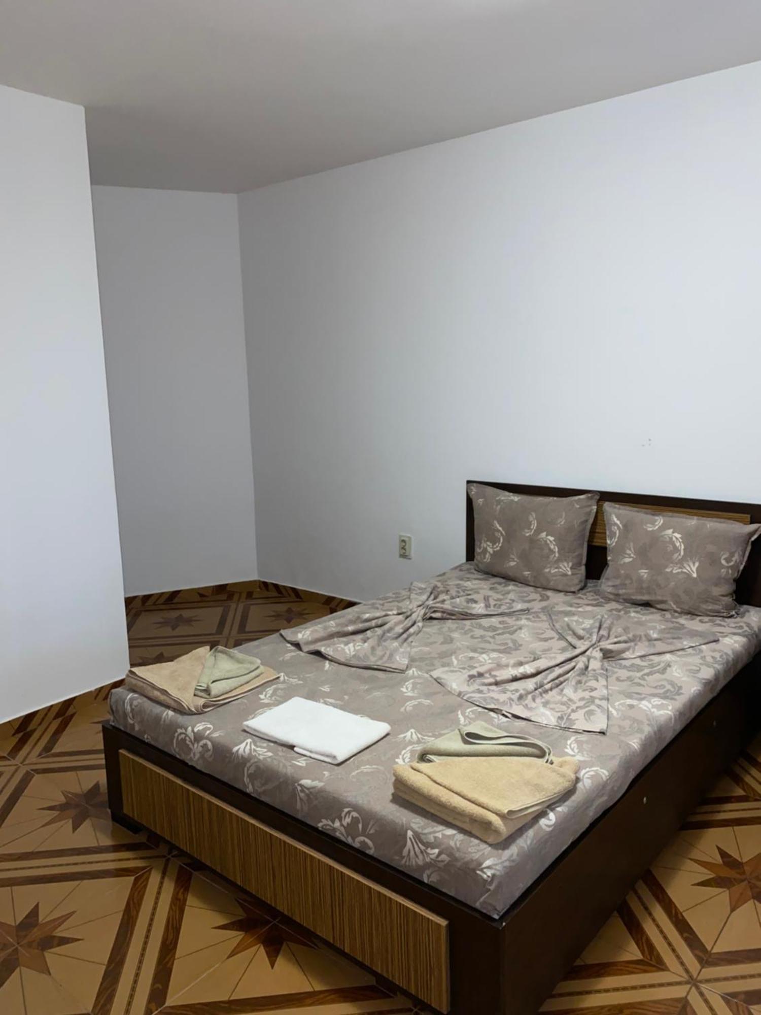 Guest Rooms Wild Duck Ezerets المظهر الخارجي الصورة